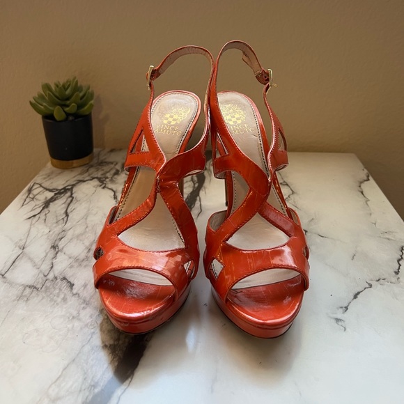 Vince Camuto heels - Picture 2 of 8